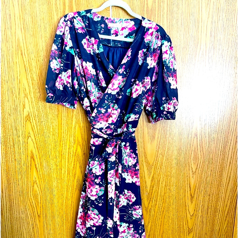 Women’s Floral Wrap Dress